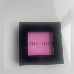 Bobbi Brown blush in pale pink
